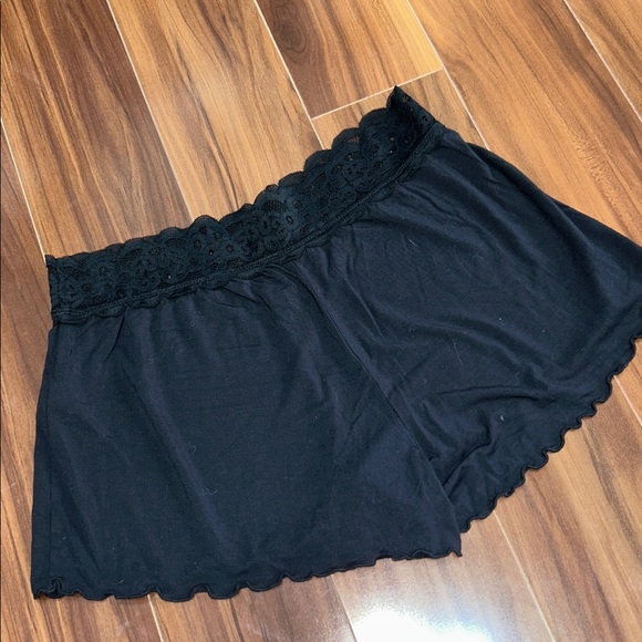 Medium aerie real soft black pajama stretchy modal shorts - Picture 3 of 4